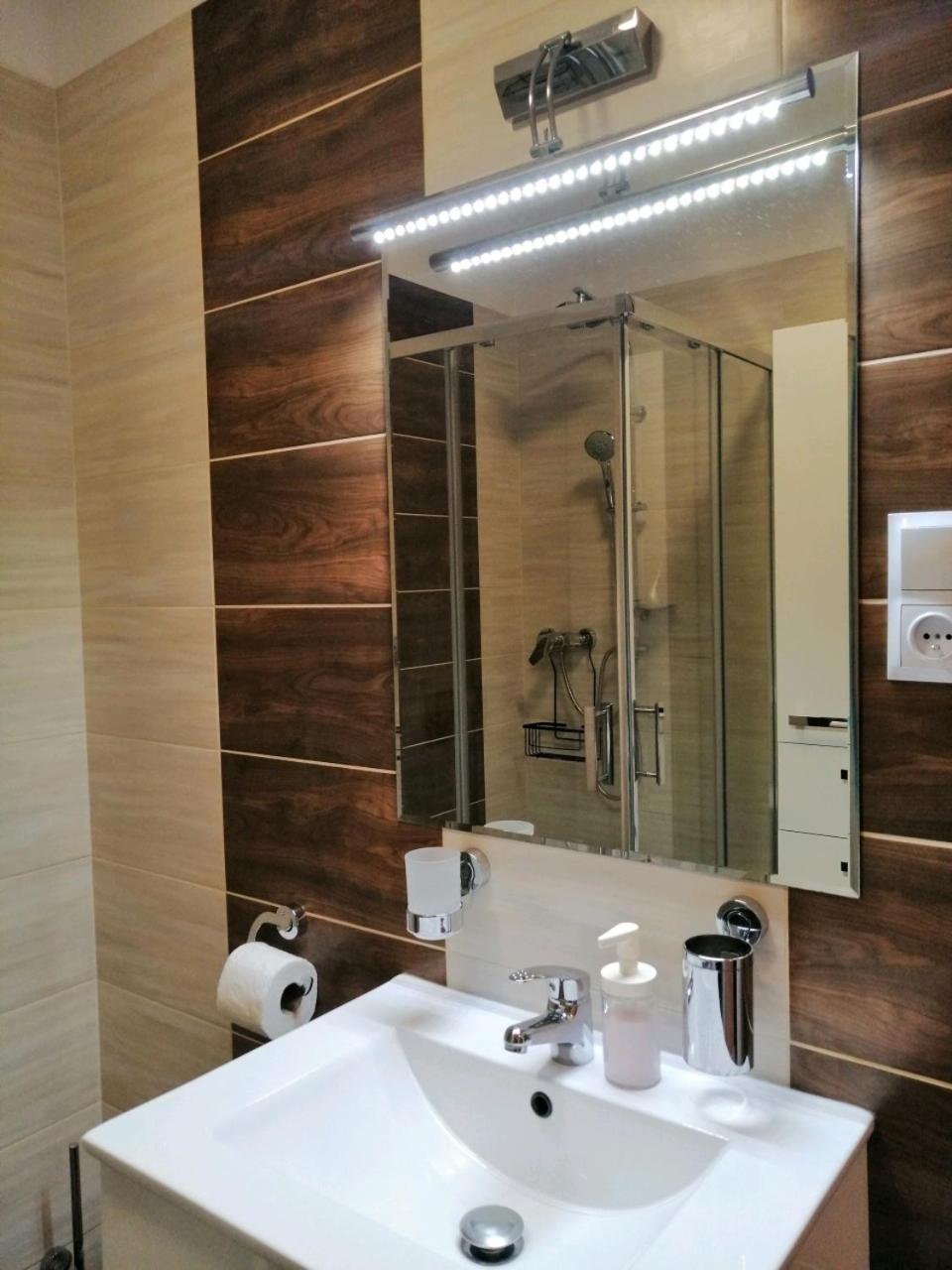 Apartament Jasne Blonia シュチェチン エクステリア 写真